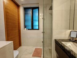 Straits View (D1), Condominium #454584381